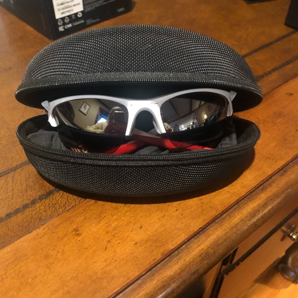 Oakley Half Jacket 2.0 Glasses and Case